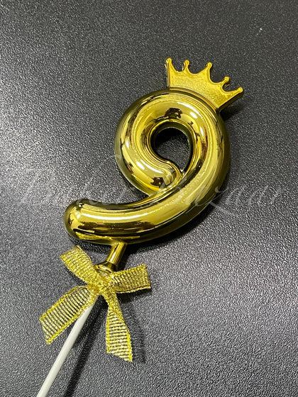 Number 9 Crown Style Plastic Cake Topper - Gold